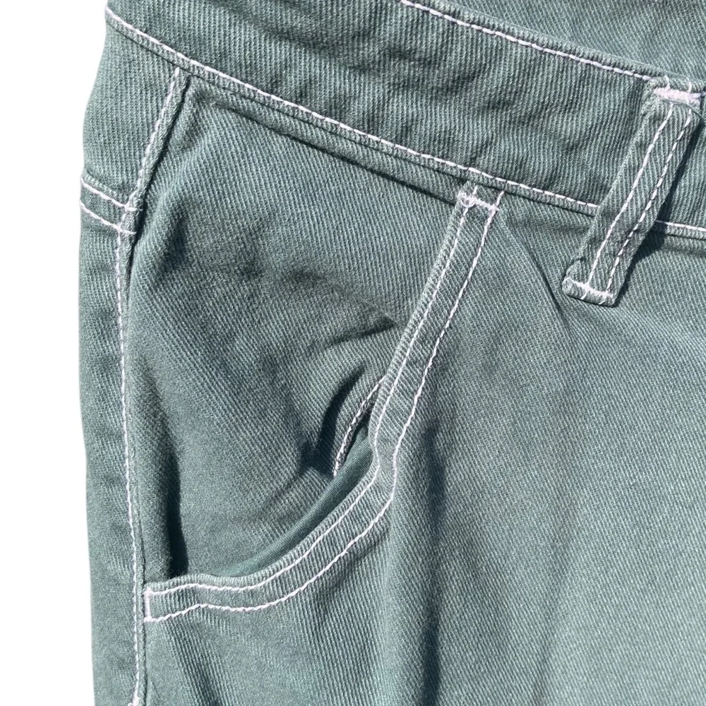 H&M Women's Green Cargo Pants, Size 8 - Picture 5 of 11